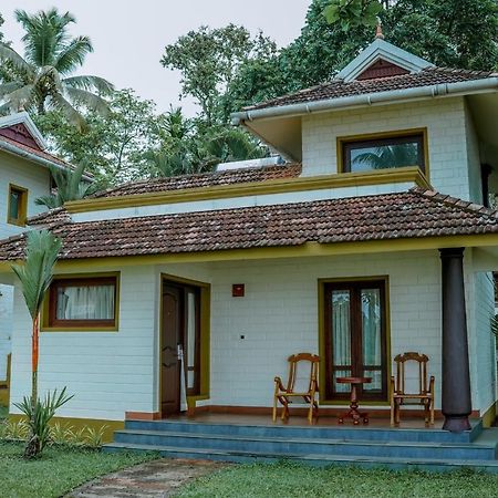 The World Backwaters, Alleppey Kumarakom Extérieur photo
