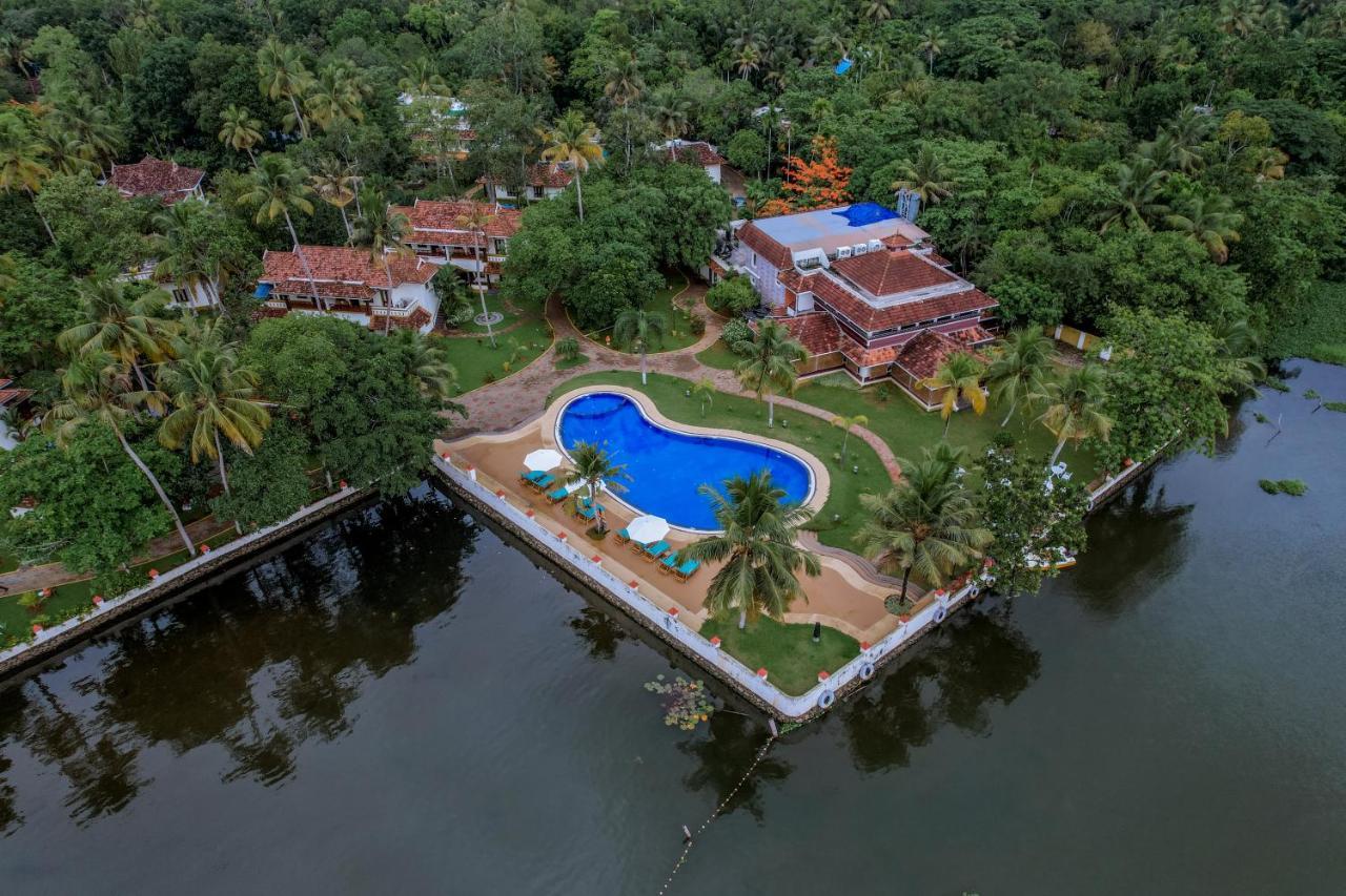 The World Backwaters, Alleppey Kumarakom Extérieur photo