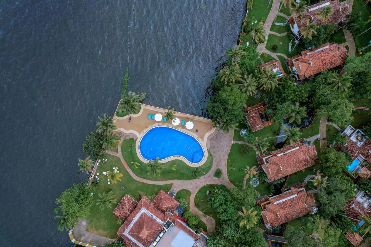 The World Backwaters, Alleppey Kumarakom Extérieur photo