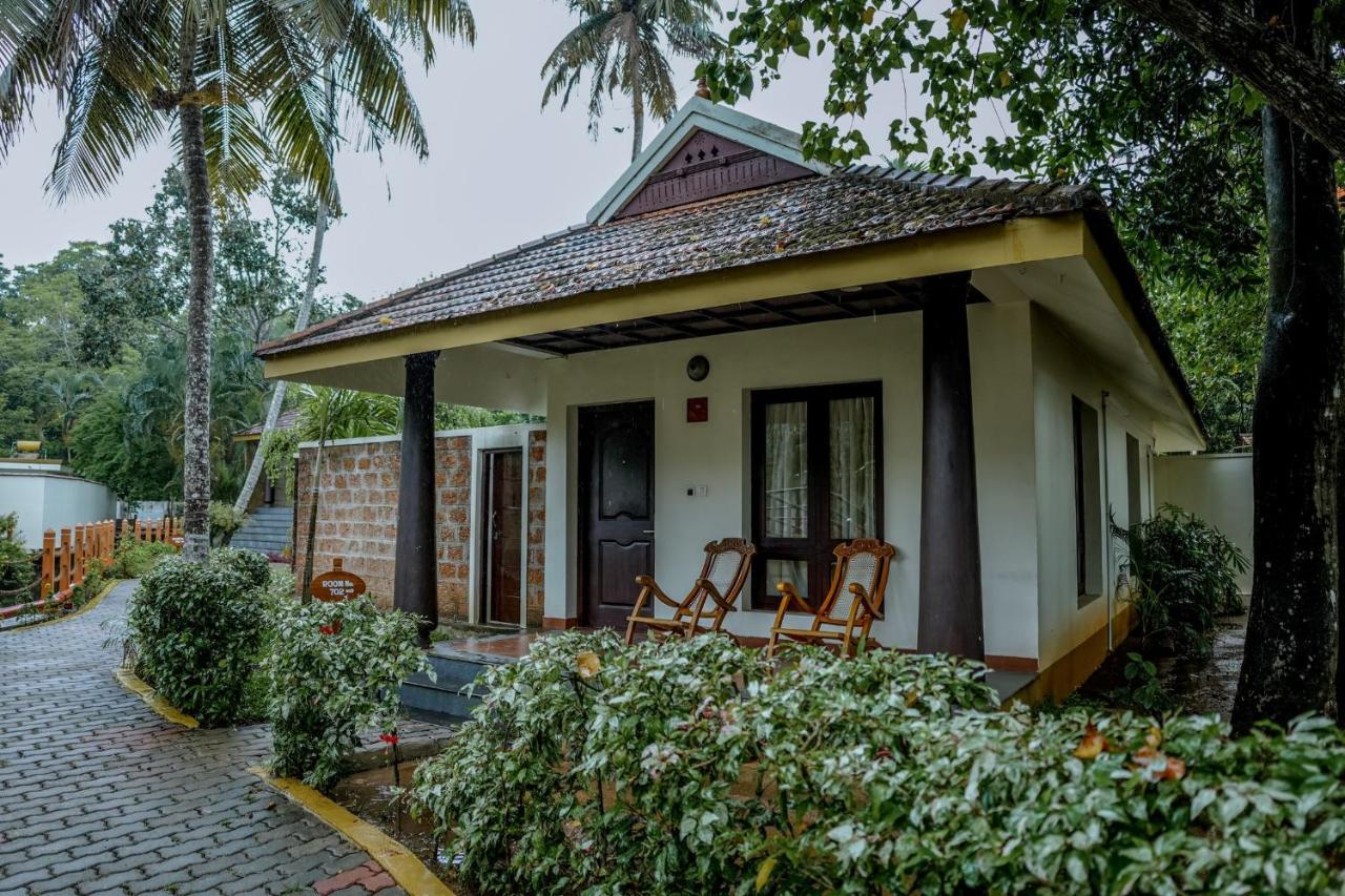The World Backwaters, Alleppey Kumarakom Extérieur photo